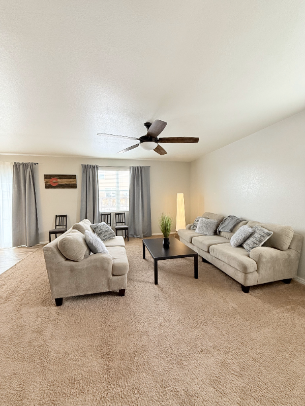 3634 Daylily St - Photo 2 of 19