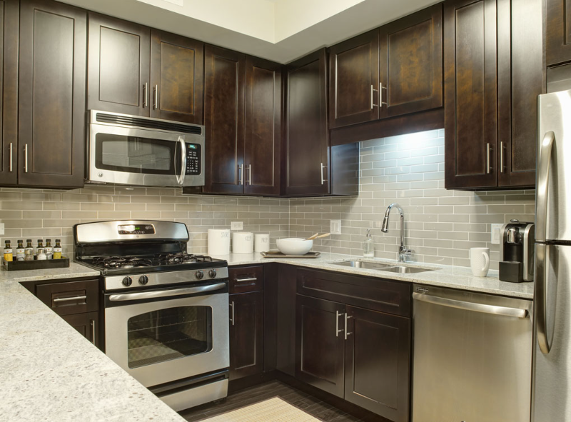 413 N Clark St - Photo 2 of 13