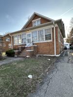 featured image of 1119 Summit St #1