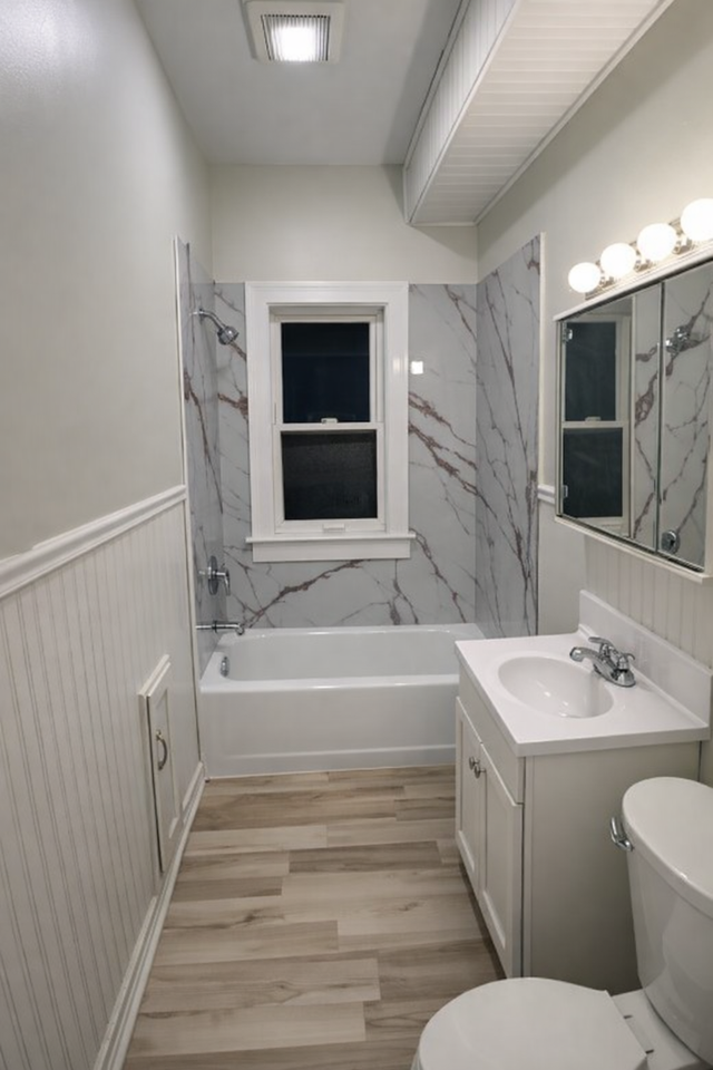 1119 Summit St #1 - Photo 5 of 10