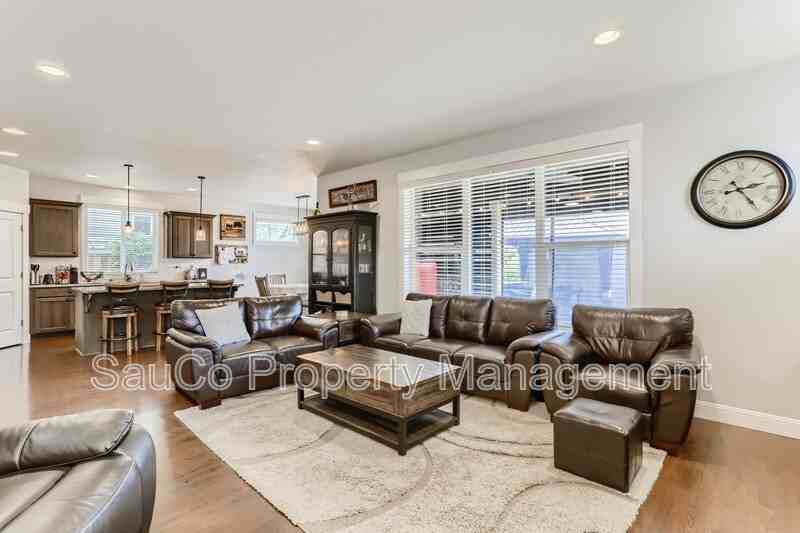 11219 Nw 325th Ave - Photo 4 of 27