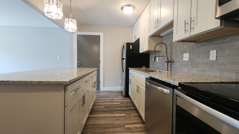 447 W Jefferson Ave #2ndFL - Photo 6 of 13