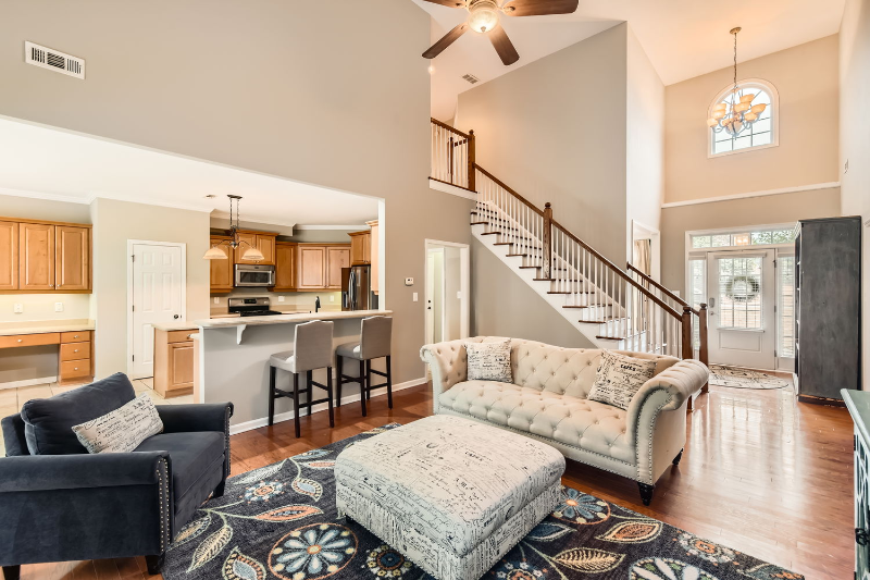 150 Diana Dr - Photo 7 of 28