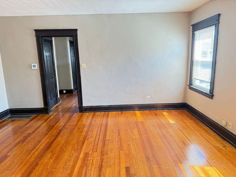 3636 Besuden Ct #3 - Photo 7 of 19