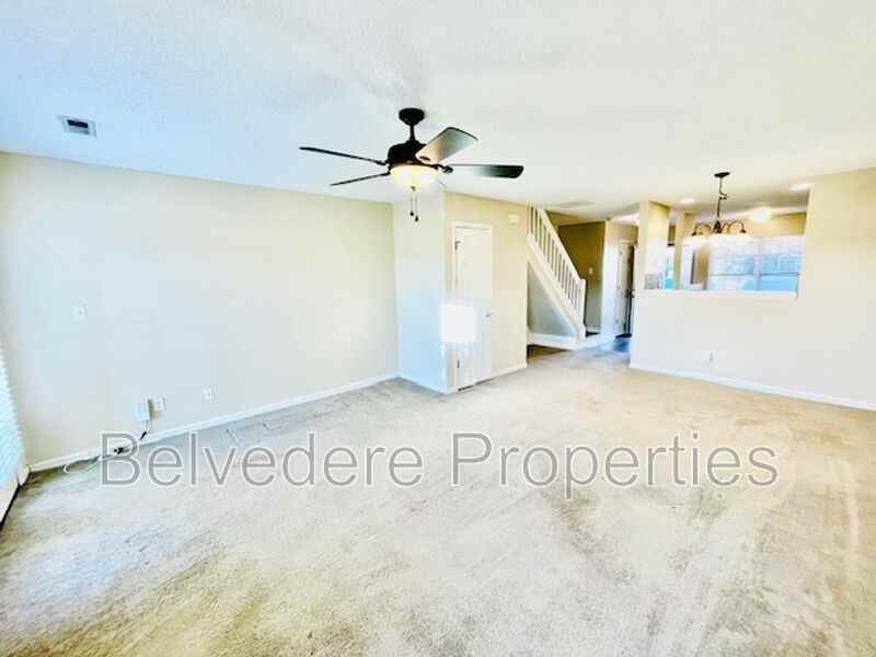 4405 Carlys Way - Photo 4 of 11