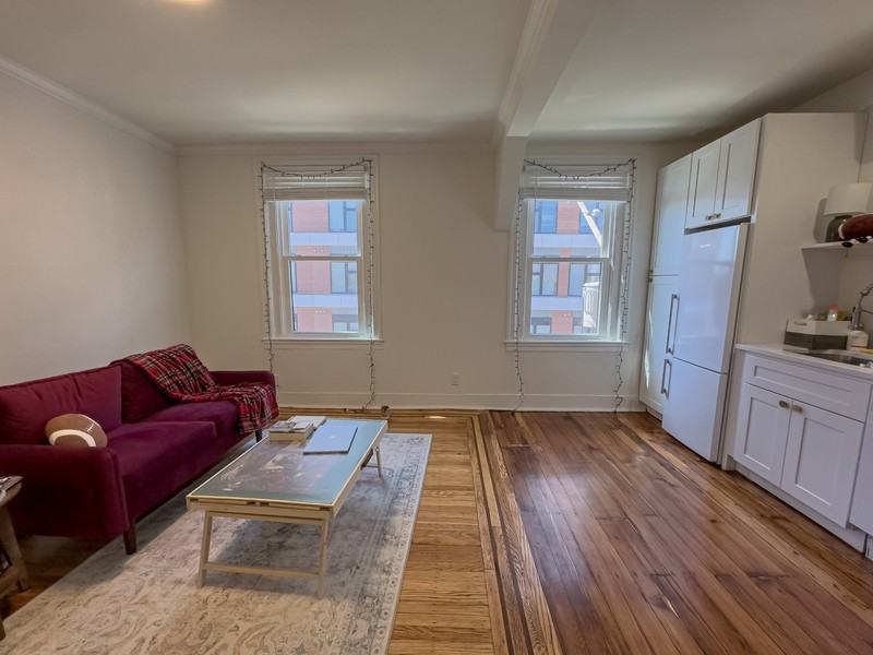 1223 N Franklin St - Photo 7 of 29