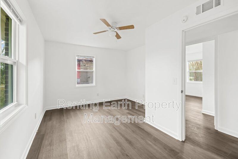 2129 13th St N - Photo 7 of 17