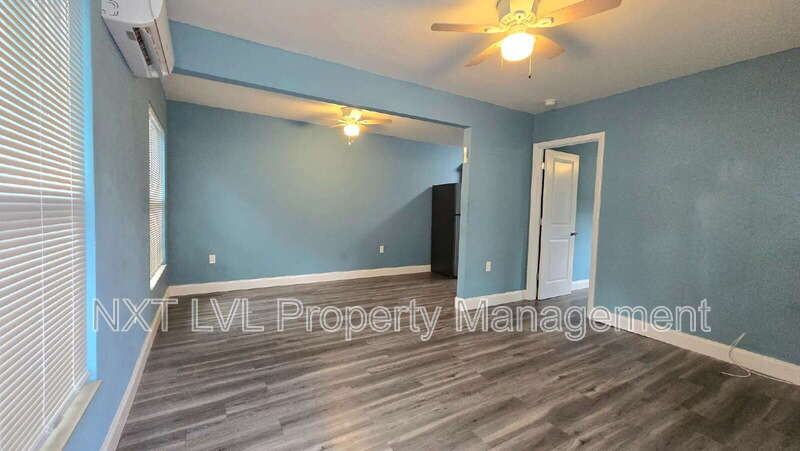 240 W Mariana Ave #B - Photo 3 of 10