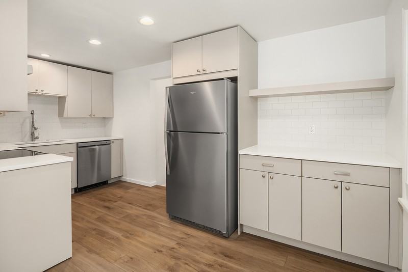 4732 45th Ave S - Photo 4 of 16