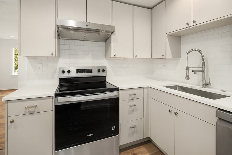 4732 45th Ave S - Photo 6 of 16