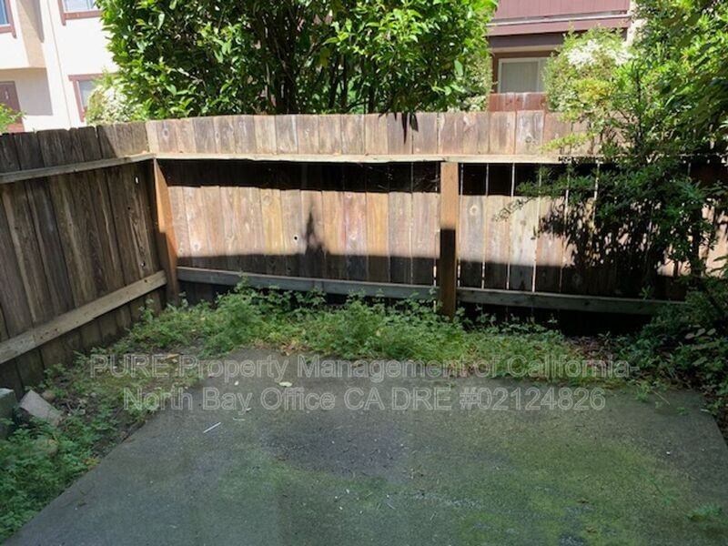 1625 Slater St #A2 - Photo 3 of 16