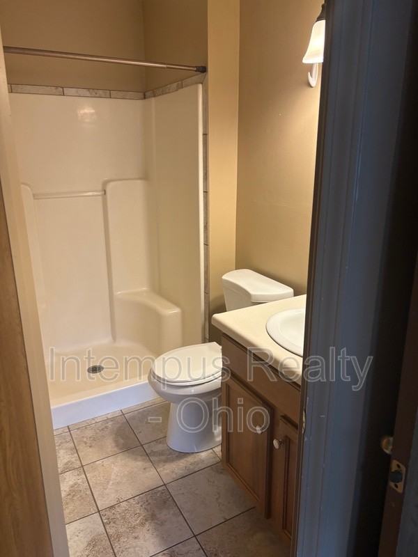 3840 Mercedes Pl #4 - Photo 3 of 9