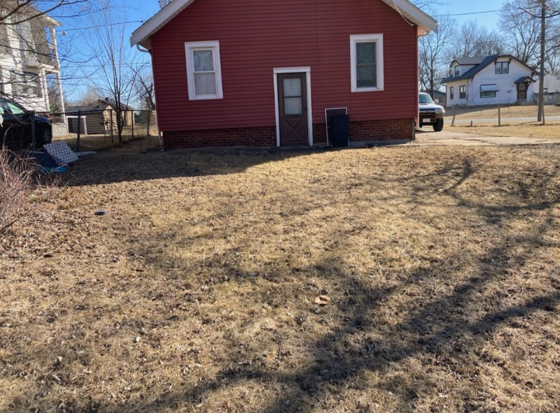 616 N Greenview Ave - Photo 2 of 11