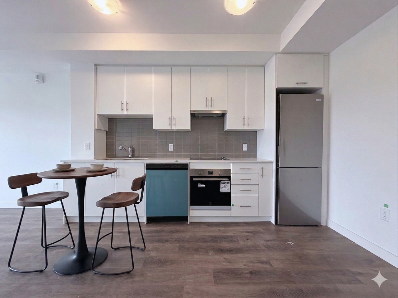 461 Green Rd - Photo 2 of 21