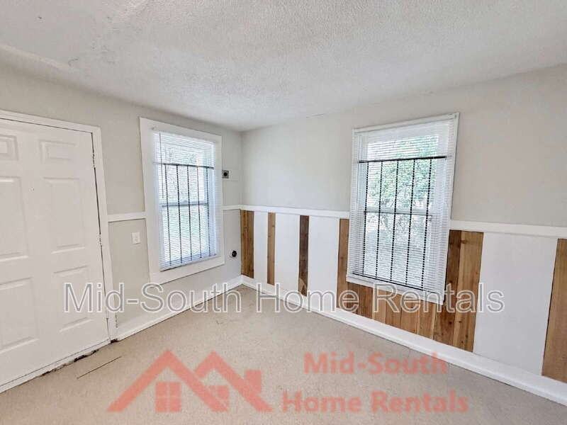 1417 Rayner St - Photo 4 of 13