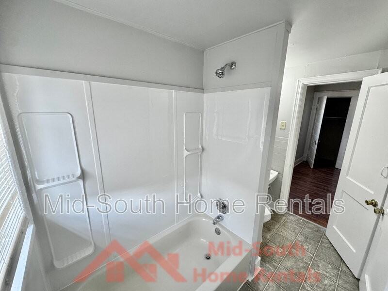 1515 Madison Ave #04 - Photo 4 of 11
