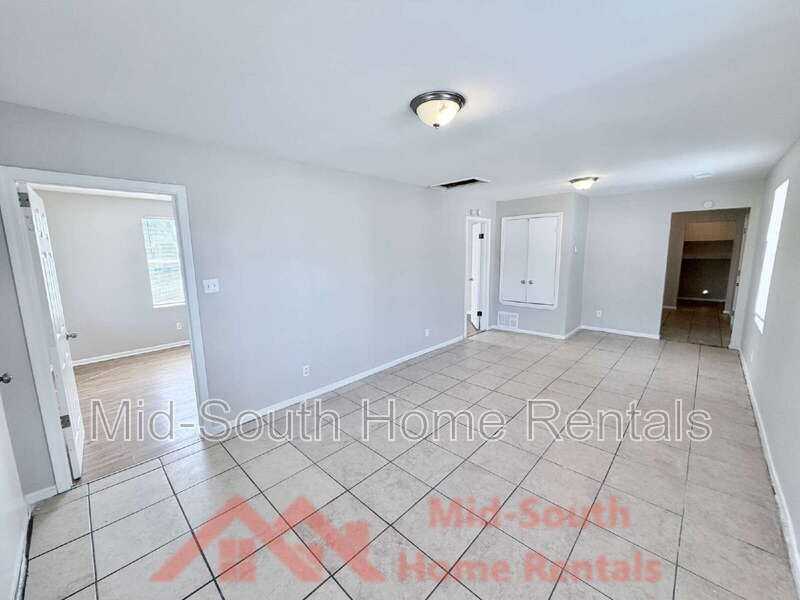 1549 Patton St - Photo 3 of 27
