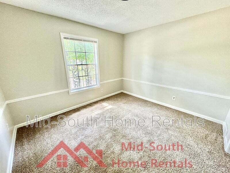 2168 Carnes Ave - Photo 5 of 12