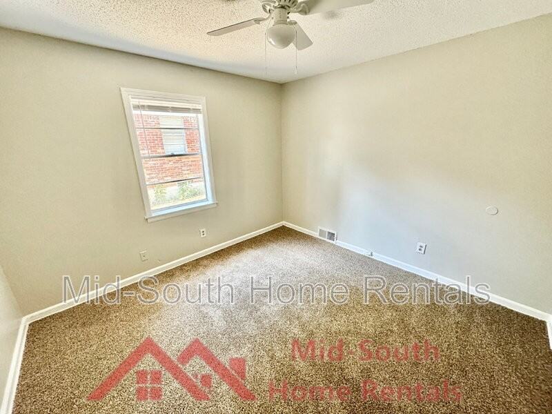 2168 Carnes Ave - Photo 7 of 12