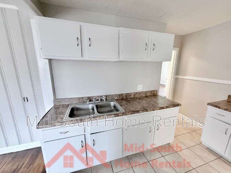 2914 Hoskins Rd - Photo 7 of 23