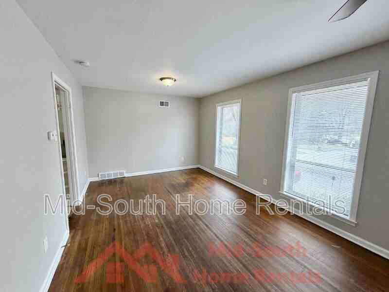 3441 Lockwood St - Photo 4 of 28
