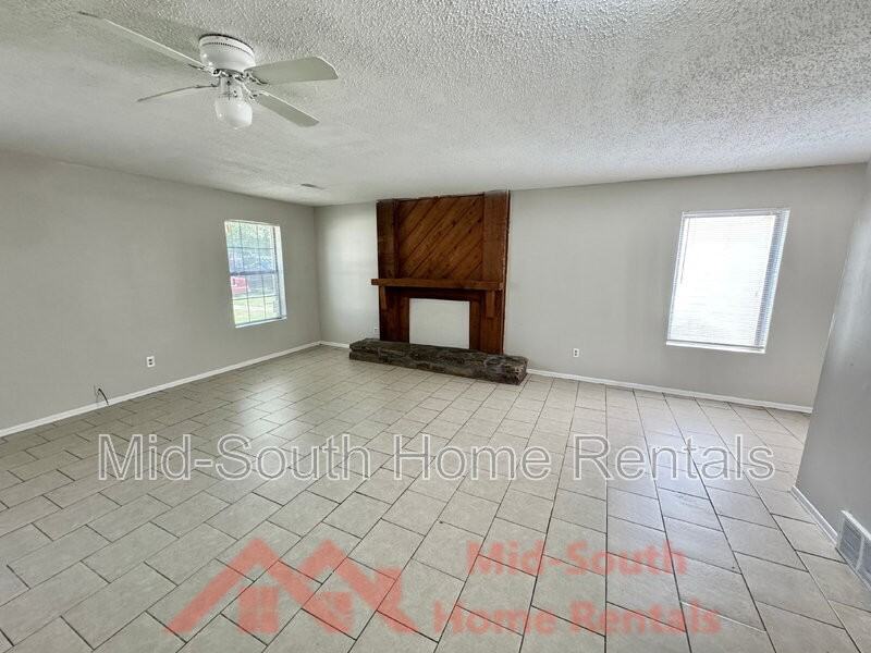 4579 Buffer Dr - Photo 3 of 24