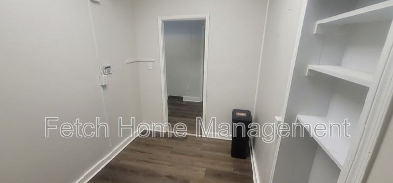 50 Carlisle Ave - Photo 7 of 17