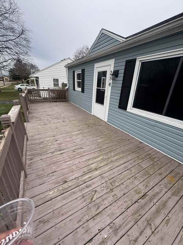 214 William St - Photo 2 of 7