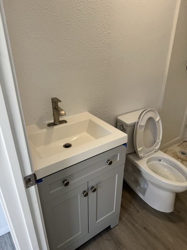 1017 E Wesleyan Dr - Photo 2 of 16