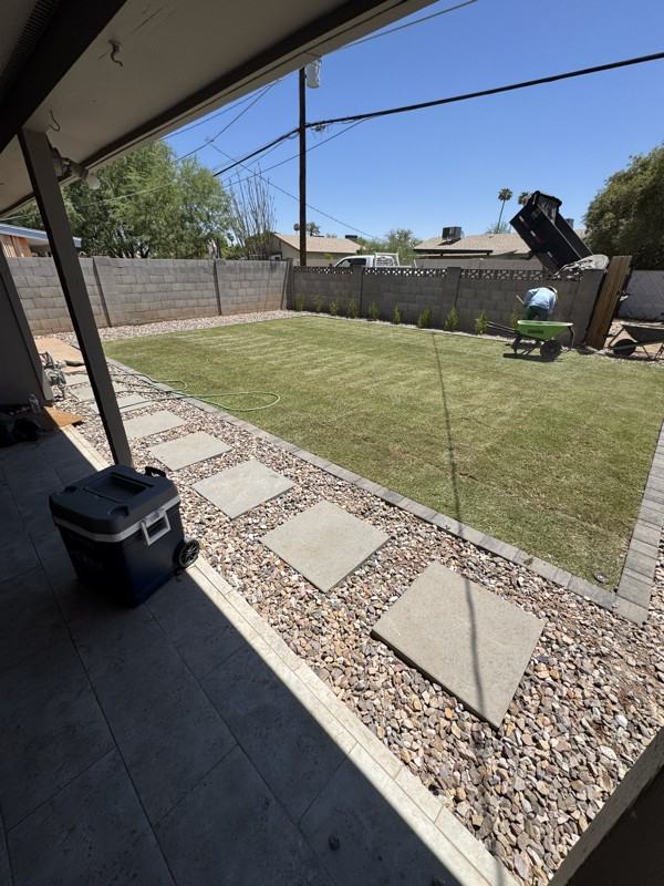 1017 E Wesleyan Dr - Photo 3 of 16