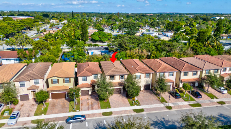 4729 Nwst - Photo 4 of 19