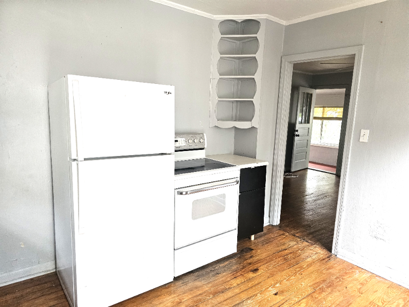 1730 Ridgewood Ave - Photo 4 of 20