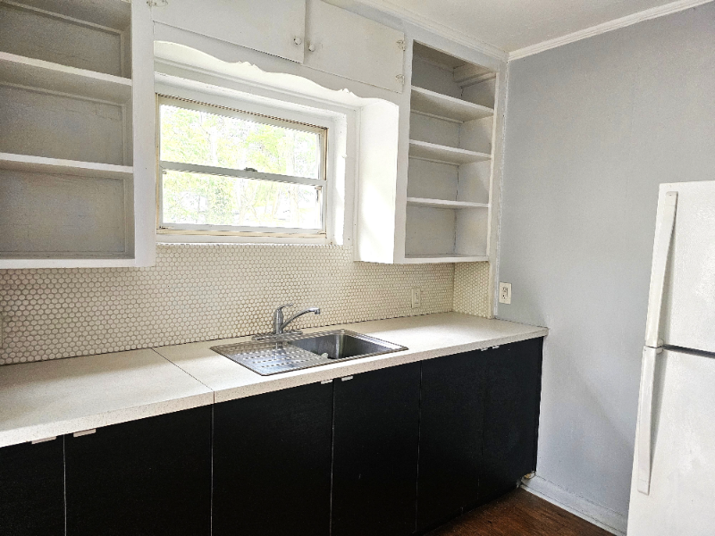 1730 Ridgewood Ave - Photo 5 of 20