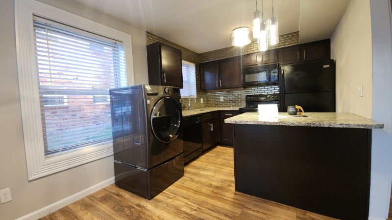 411 S Geyer Rd #9B - Photo 3 of 8