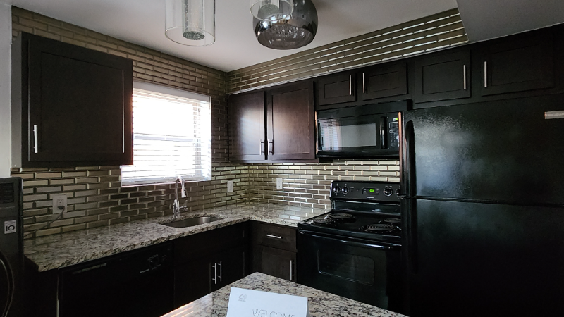 411 S Geyer Rd #9B - Photo 5 of 8