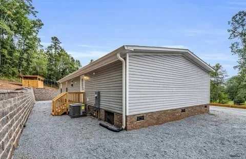 4865 Us - Photo 2 of 20