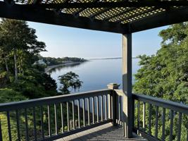 featured image of 240 Narragansett Ave #2