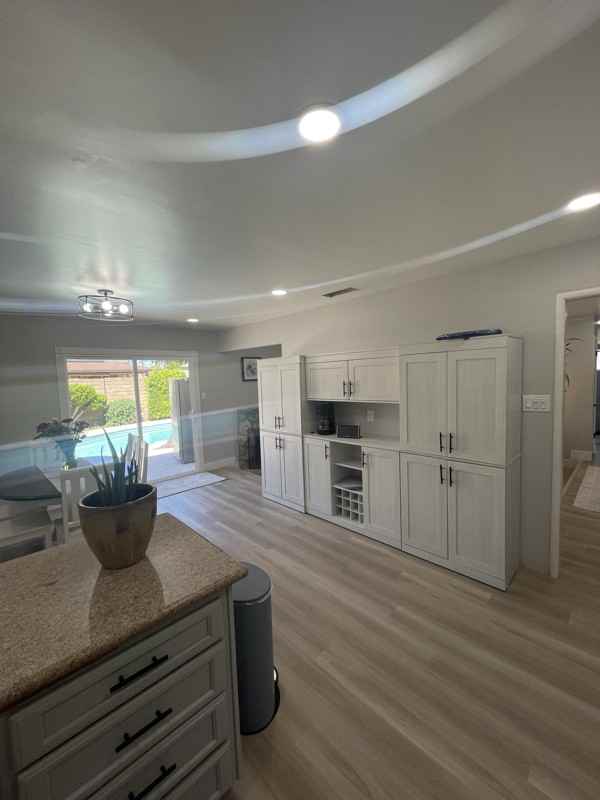 2409 Glenfaire Dr - Photo 2 of 8