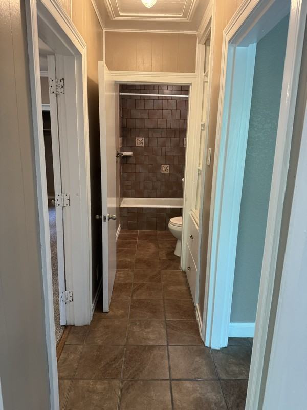 109 Shelby St - Photo 3 of 16