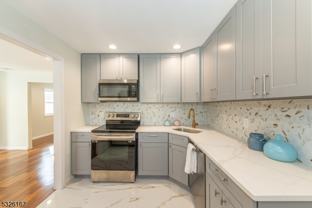 8 Fairview Dr - Photo 1 of 1