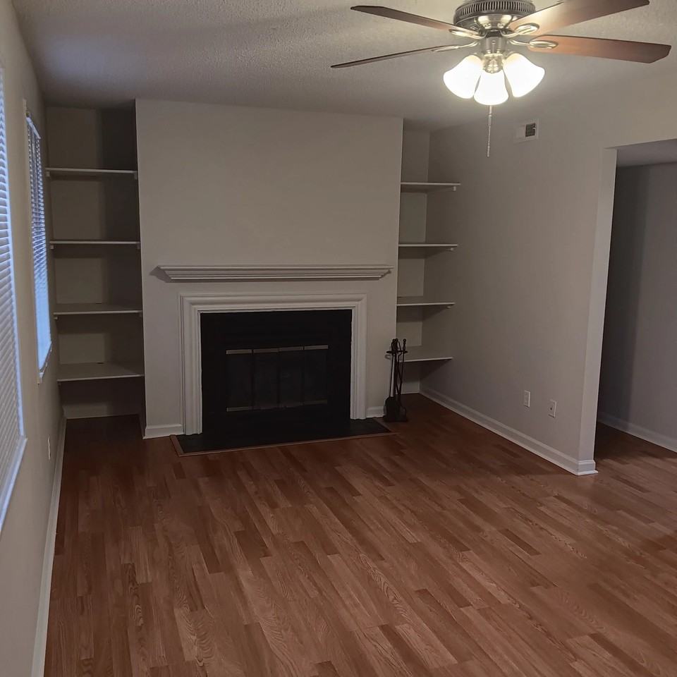 9139 Wrenwood Ln - Photo 3 of 19