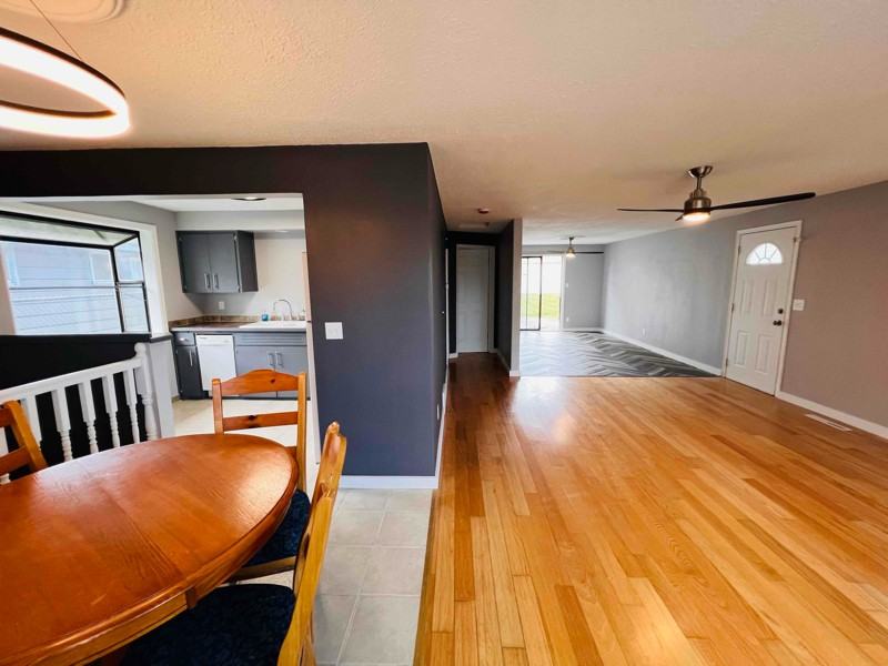 6127 N Regal St - Photo 2 of 24