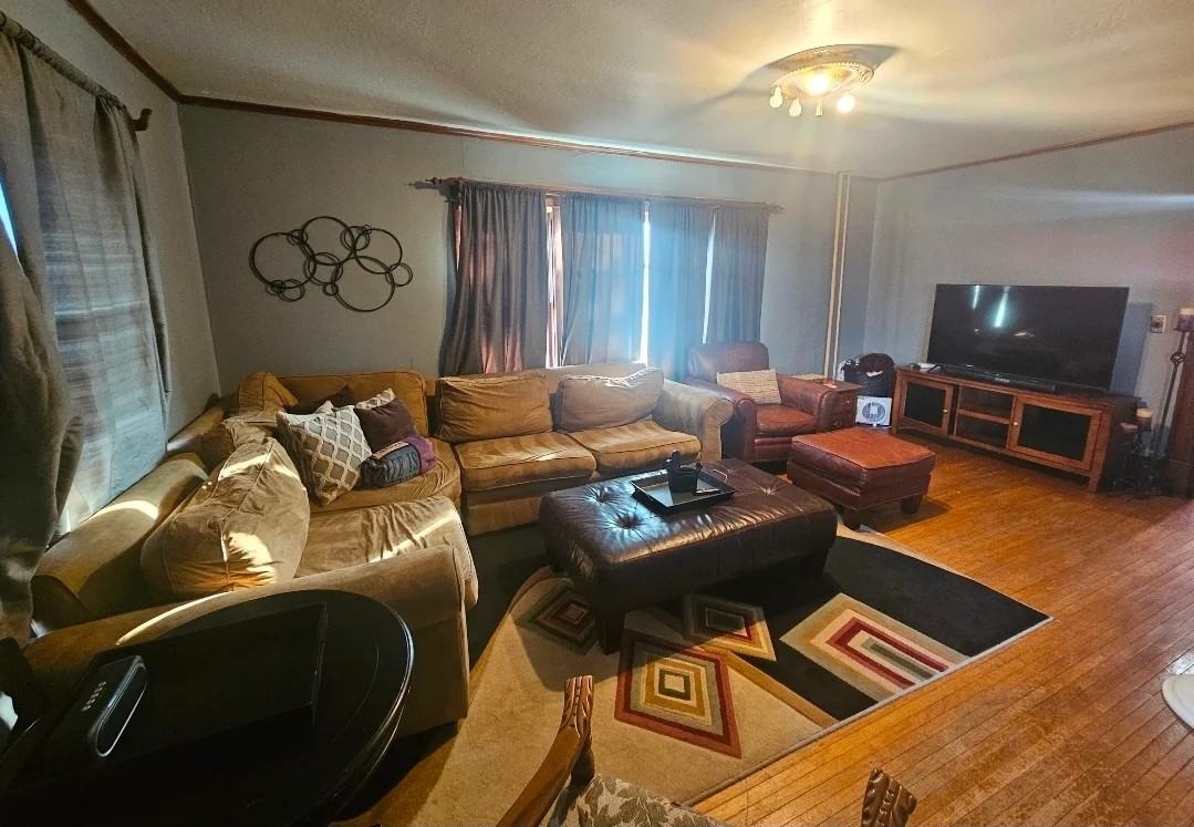 7424 Franklin Ave #2 - Photo 2 of 4