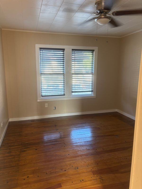 874 Oasis St - Photo 3 of 9