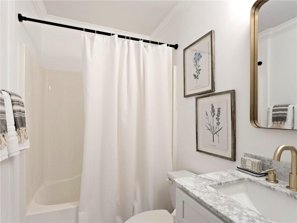 325 Sinclair Ave Ne - Photo 6 of 29