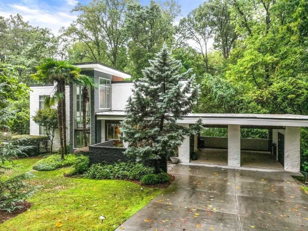 1960 Tall Tree Dr Ne - Photo 6 of 44