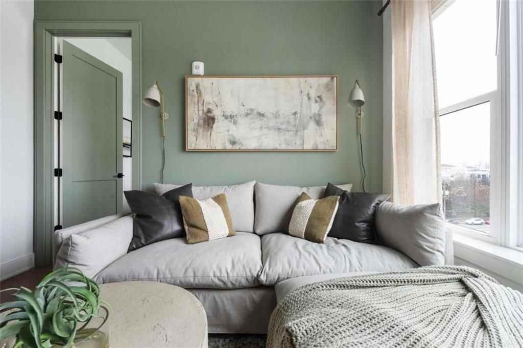 665 Auburn Ave Ne ##610 - Photo 3 of 32