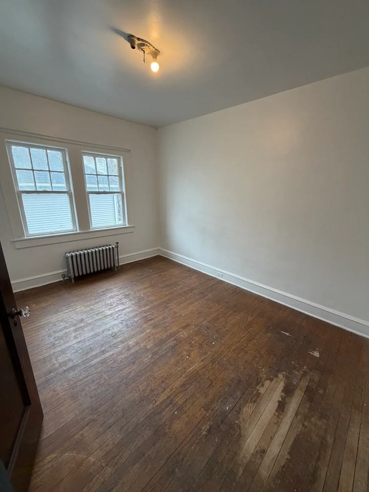 517 Miles St #2 - Photo 7 of 18