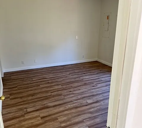 4126 Ginnett Rd #1 - Photo 4 of 17