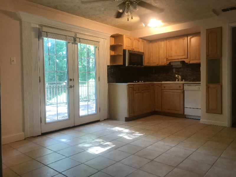 44334 Village Dr - Photo 6 of 28